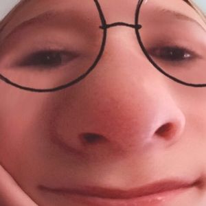 Meet your Posher, Ella